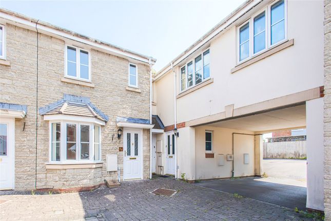 Newbury Avenue, Wiltshire SN11 2 bed terraced house for sale