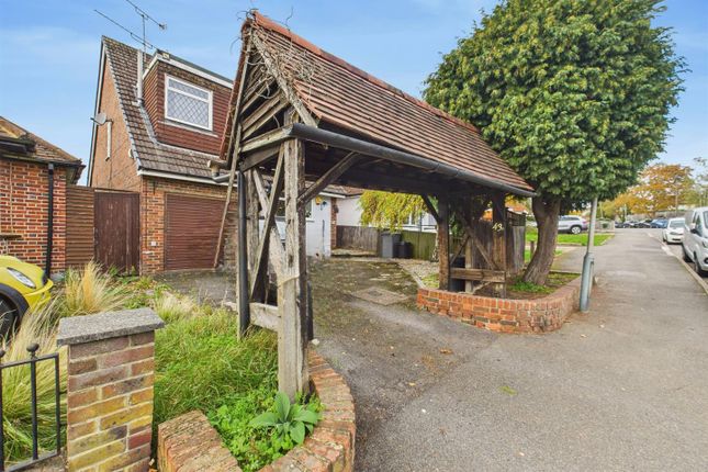 Fore Street, Pinner HA5 3 bed detached house for sale