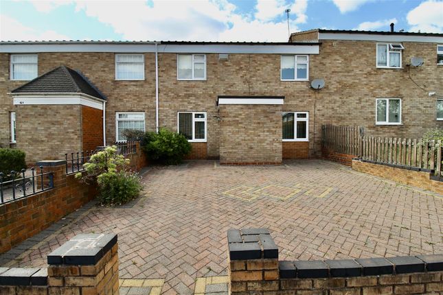 Stella Croft, Birmingham B37 3 bed terraced house for sale