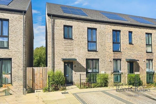 Mill Way, North Yorkshire YO8 3 bed end of terrace house for sale