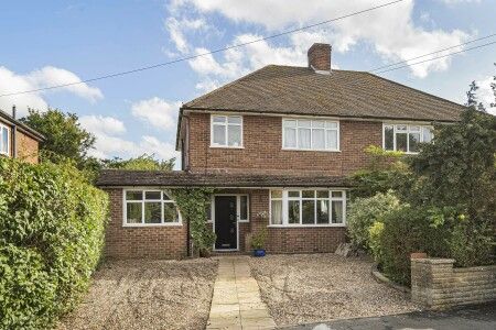 4 bedroom semi-detached house for sale
