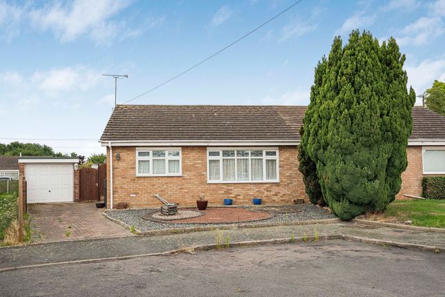 2 bedroom semi-detached bungalow for sale