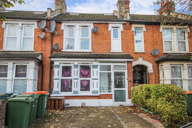 Shakespeare Crescent, Manor Park, E12 2 bed flat for sale