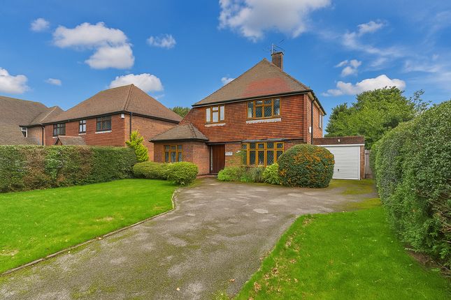 Leverstock Green Road, Hemel... 3 bed detached house for sale