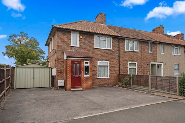 Green Lane, Morden 3 bed end of terrace house for sale
