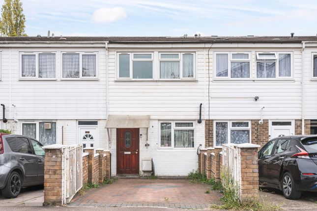 Thetford Close, London, N13 3 bed house for sale