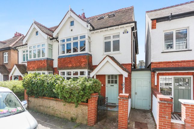 4 bedroom semi-detached house for sale