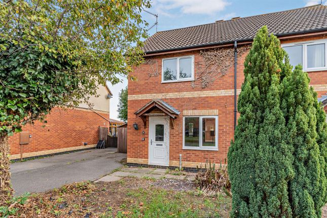 2 bedroom semi-detached house for sale