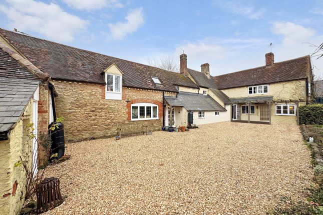 Main Road, Fyfield, Abingdon, OX13 5 bed character property for sale