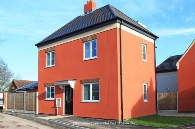 3 bed detached house