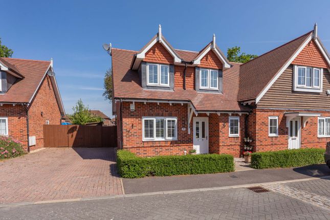 Colborne Close, Iver Heath SL0 3 bed semi