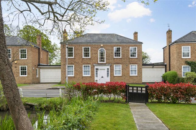 The Moat, New Malden 4 bed detached house for sale