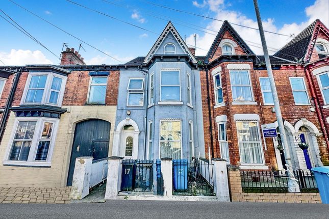 5 bedroom terraced house for sale