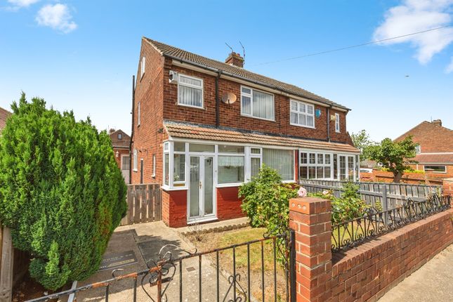 2 bedroom semi-detached house for sale