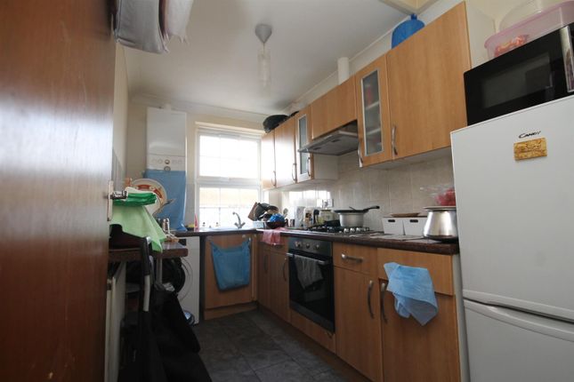 Neville Walk, Carshalton 1 bed flat for sale