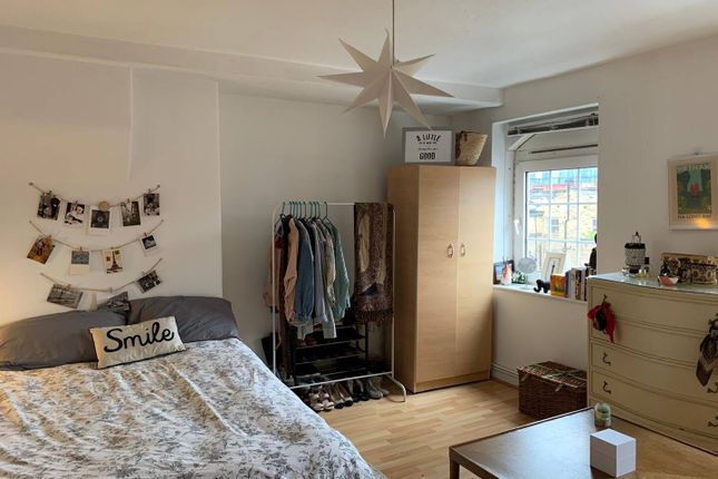 2 bed maisonette