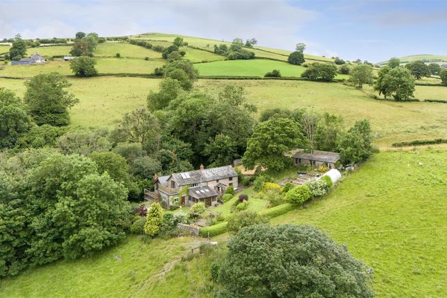 4 bedroom country house for sale