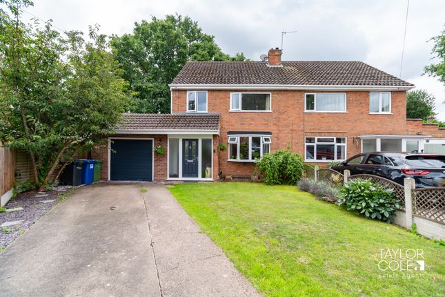 3 bedroom semi-detached house for sale