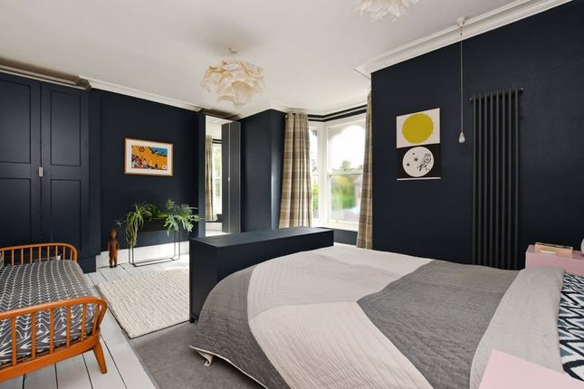 4 bed terraced house