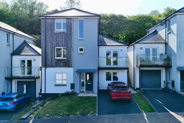 Gascon Close, Newton Abbot TQ12 5 bed detached house for sale