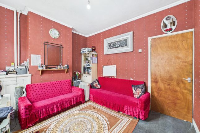 2 bed terraced house