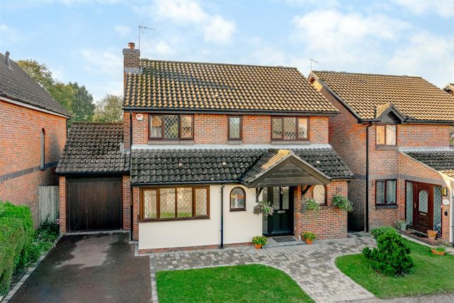 Millers Gate, Horsham 4 bed detached house for sale