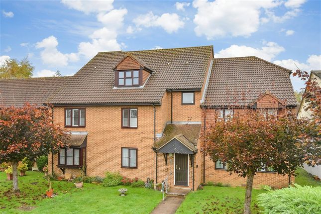 Rosehill Farm Meadow, Banstead, Surrey 2 bed apartment for sale