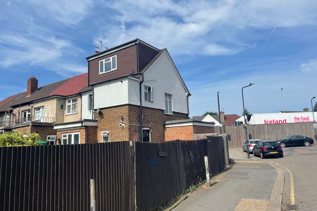 3 bed maisonette