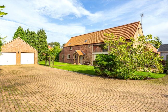 Manor Road, Swinderby, Lincoln... 4 bed link detached house for sale