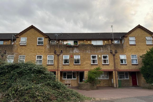 2 bed terraced house