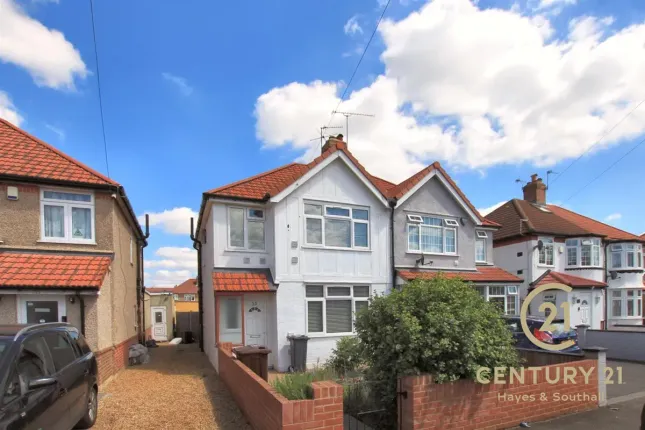 3 bed semi-detached house