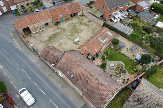 Main Street, Skipsea 4 bed detached house for sale