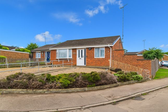 Elstree Road, Hemel Hempstead, HP2 2 bed bungalow for sale