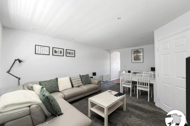 Martin Court, Kemsley, Sittingbourne... 2 bed flat for sale