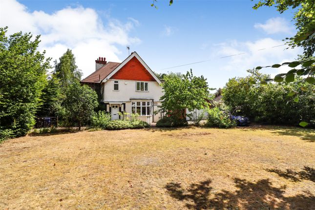 Durnsford Avenue, Hampshire GU52 5 bed detached house for sale