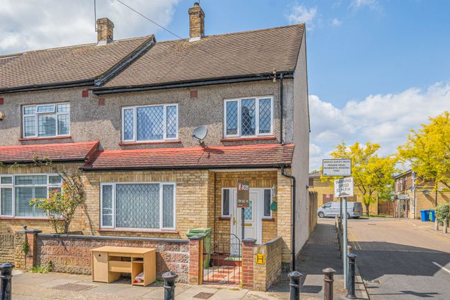 St. Aidans Road, Dulwich, London 3 bed end of terrace house for sale