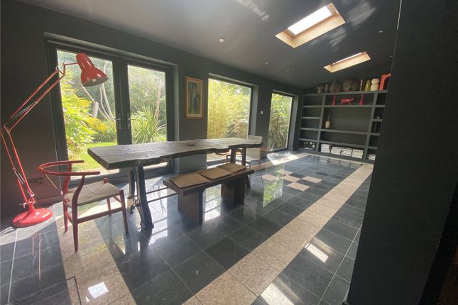 Okebourne Park, Swindon SN3 4 bed detached house for sale