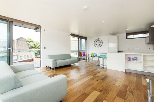 Atollo, 1 Pilgrimage Street, London, SE1 2 bed penthouse for sale