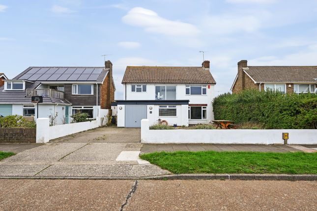 3 bed detached house