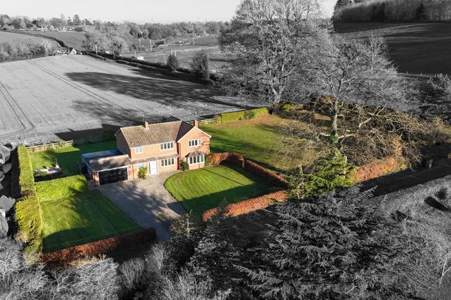 Lower Rudge, Wolverhampton WV6 5 bed detached house for sale