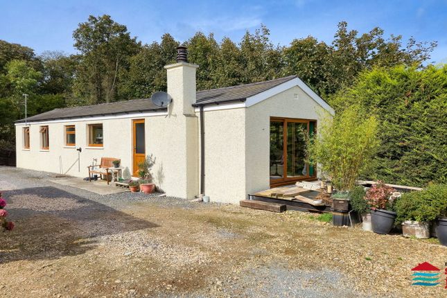Sarn Meillteyrn, Pwllheli, LL53 2 bed detached bungalow for sale