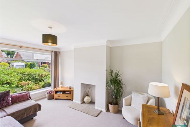 3 bed semi-detached bungalow