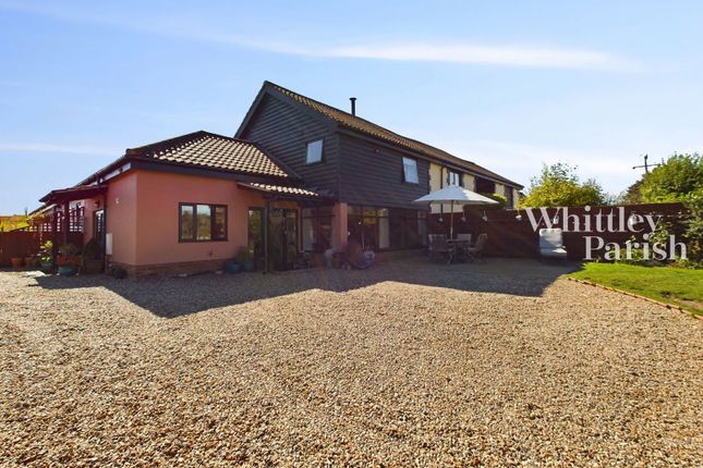 Low Street, Oakley 3 bed barn conversion for sale