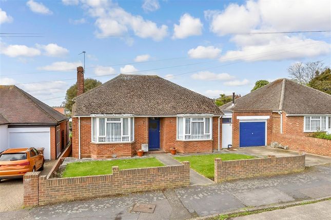 2 bed detached bungalow