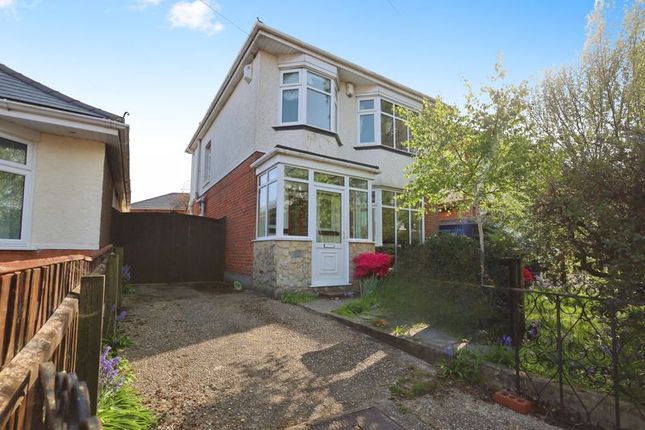 Priory View Road, Bournemouth BH9 3 bed detached house for sale
