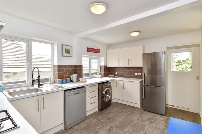 3 bed detached bungalow