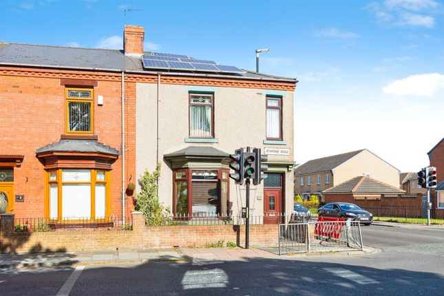 3 bedroom end of terrace house for sale