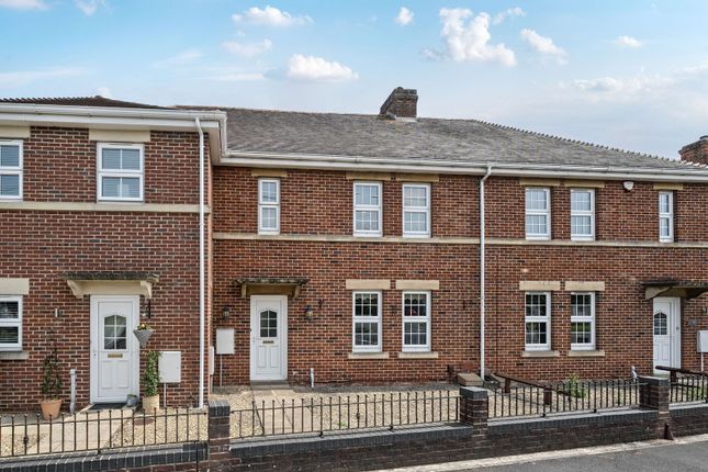 Semington Road, Melksham SN12 3 bed terraced house for sale