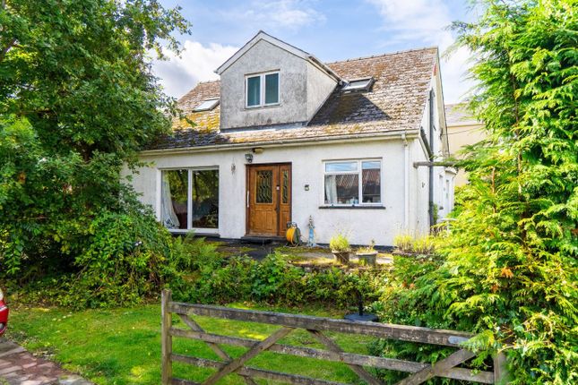 Waenllapria, Llanelly Hill... 4 bed detached bungalow for sale