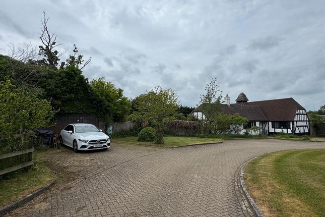 Dairy Way, Abbots Langley, WD5 5 bed detached house for sale